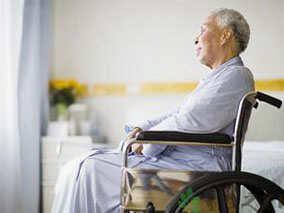 低剂量去氨加压素长期治疗老年男性夜尿症安全有效