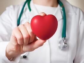 多学科讨论：心梗后双抗治疗超过1年有何获益？