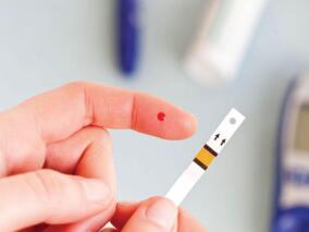 限制血糖试纸使用是否会恶化糖尿病患者的结局？