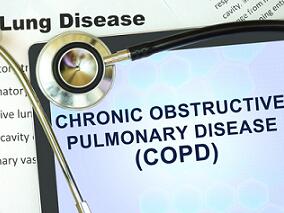 COPD患者长期使用较高剂量ICS是否增加骨折风险？