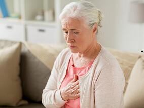 老年妇女血压控制良好仍抑郁 如何调整用药？