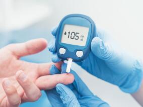对1型糖尿病患者血糖稳定性的影响：德谷胰岛素vs甘精胰岛素