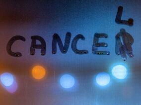 预防无糖尿病乳腺癌患者新发癌症 二甲双胍似乎无能为力