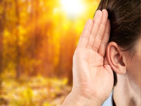 指南建议：从50岁开始筛查年龄相关性听力损失